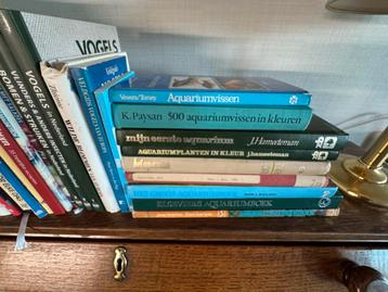 Diverse boeken: vissen, reizen en koken