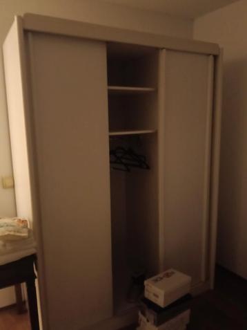 Compleet bed 200x200 met linnenkast - Gratis af te halen