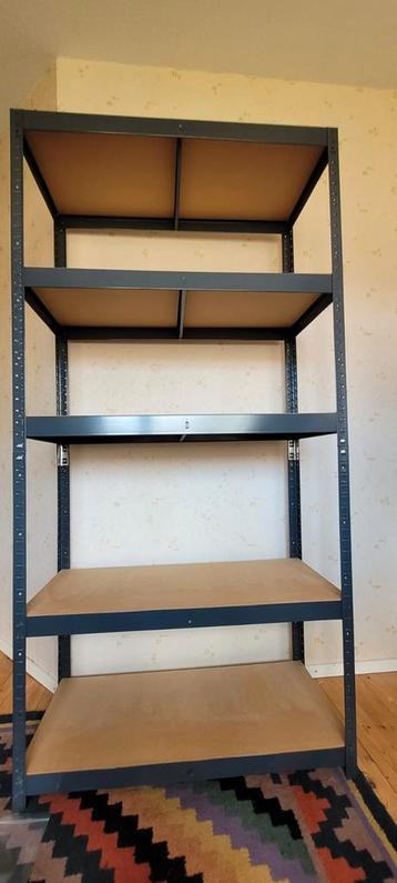 Stellingkasten, metaal met plaatmateriaal