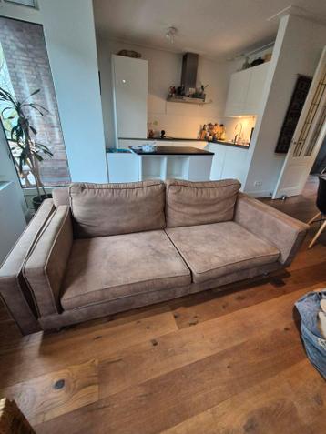 Comfortabele bank - 2.05m breed, 98cm diep