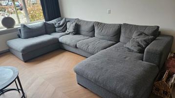 Grote U-vormige bank inclusief 3 kussens - 3.73m breed