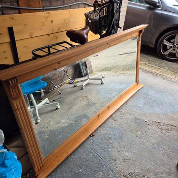 Gratis lange massieve spiegel, intact