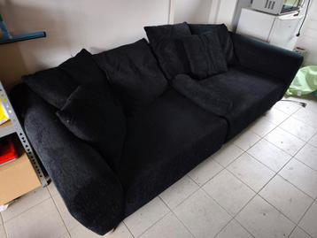 Zwarte driezits bank - UITERLIJK WOENSDAG OPHALEN!!
