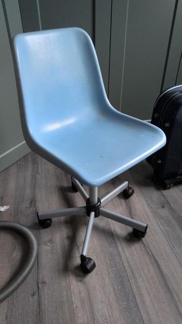 Gratis blauwe IKEA bureaustoel