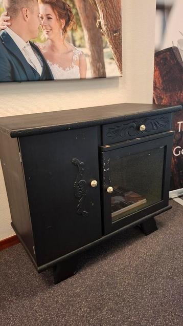 Leuk kastje, heeft wat liefde nodig (gratis af te halen)