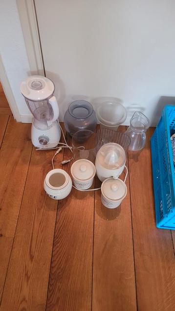 GRATIS glaswerk, keukenapparatuur, servies e.d.