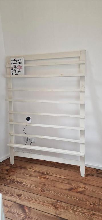 Boeken/folderrek gratis