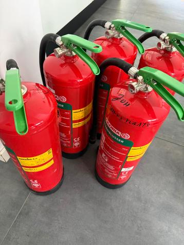 9 lege 6 liter schuimblussers