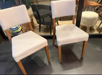 8 stevige houten stoelen - bekleding eenvoudig te vervangen