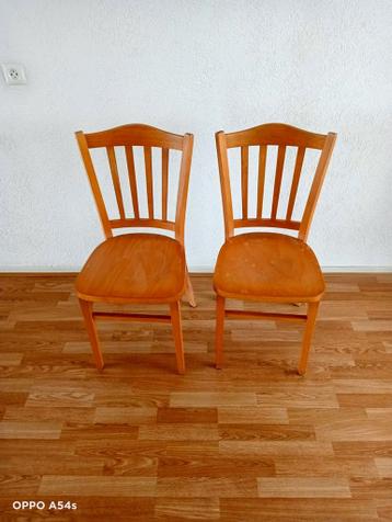 2 beuken keukenstoelen, gratis op te halen