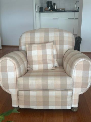Grote relax fauteuil met Laura Ashley stof (gratis)