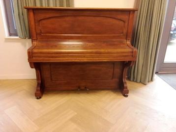 Gratis af te halen: Klimes Berlin piano