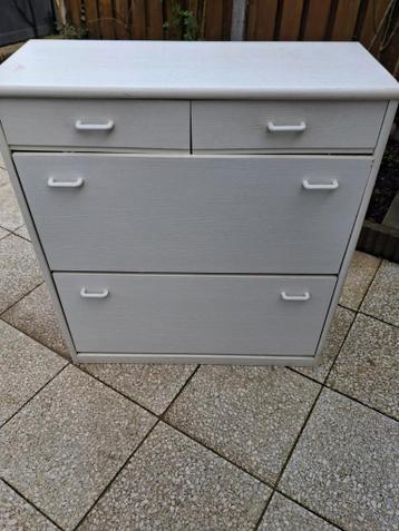Schoenenkast gratis ophalen