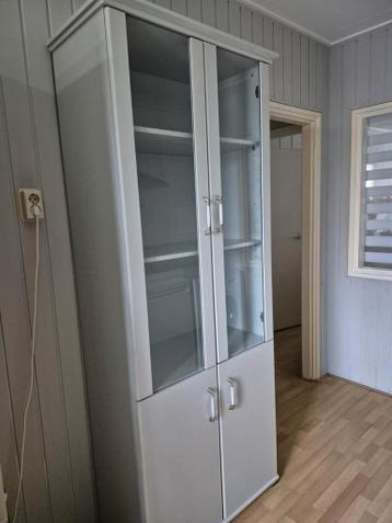 Gratis keuken/servieskast