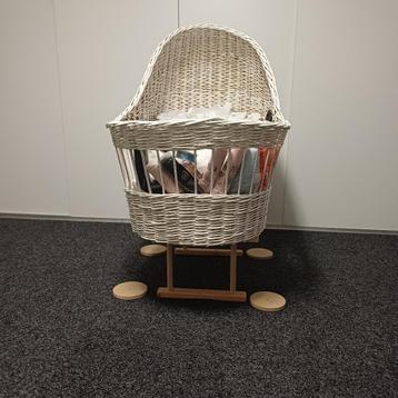 2 GRATIS Rieten manden voor wieg of ander doel