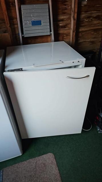 Ijskastje tafel model inbouw