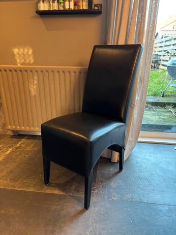 Eetkamer stoelen - 4 stuks | GRATIS