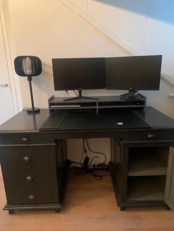 Gratis ruim bureau