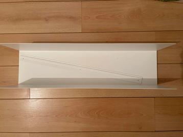 Witte keukenplank metaal om op te hangen