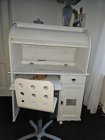 Secretaire met roldeur