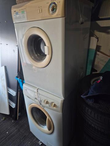 Zanussi wasmachine + droger Gratis af te halen
