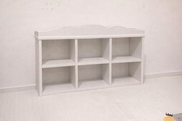 witte kast/rek gratis
