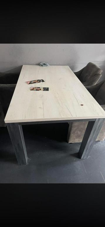 Eettafel 160x90 GRATIS