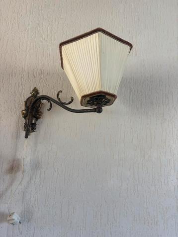 Vintage wandlamp met stoffen kap - gratis af te halen