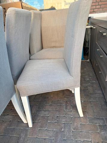 Gratis 6 eetkamerstoelen GERESERVEERD