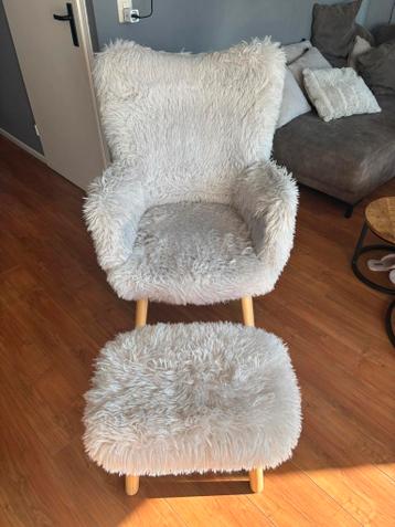 Gratis af te halen Jysk Hvilsted fauteuil met voetenbank