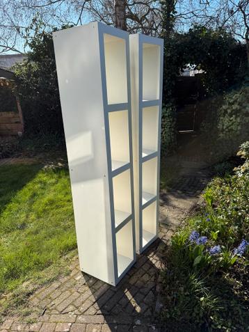 IKEA kast met vakken - Ideaal voor opbergen