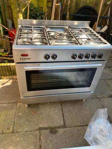 Vrijstaand gasfornuis met oven - Roestvrij staal