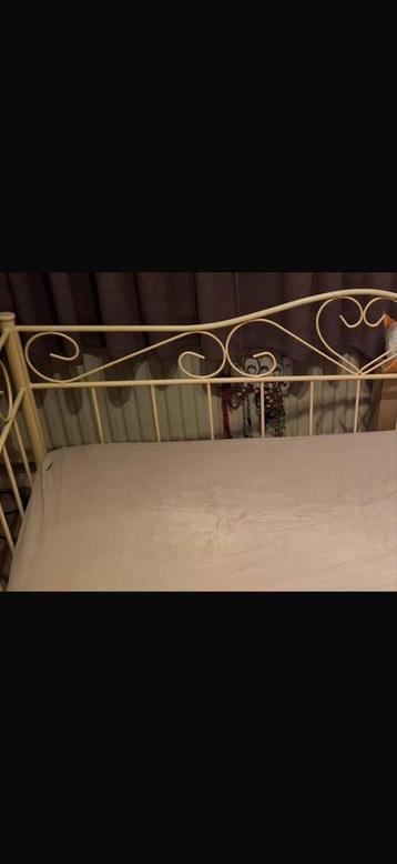 Metalen bedframe 140x200 cm - Crème