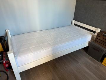Flexa bed 200x90 inclusief matras