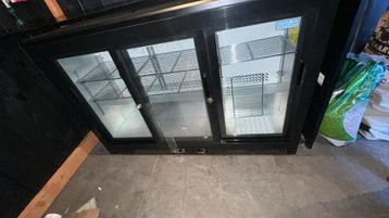 Gratis Horeca Koelkast polar met 3 deuren