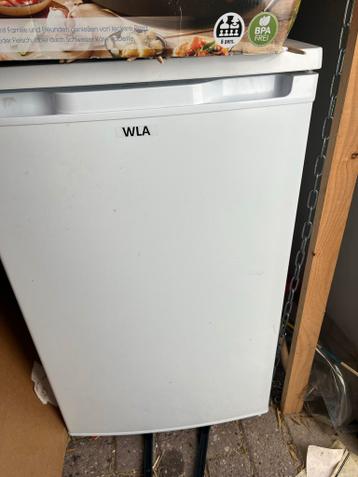 Diepvries met 3 laden doe het niet - gratis af te halen