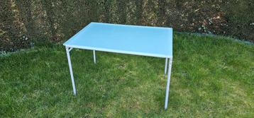 Gratis aluminium tafel met melkglas blad (110x75cm)