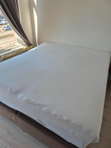 GRATIS OPHALEN tweepersoons boxspring bed met toppers.