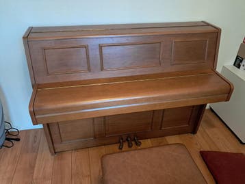 Goede Samick piano Gratis af te halen.