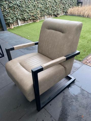 Loungestoel gratis op te halen