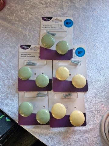 Nieuwe meubelknoppen groen en geel - set van 10
