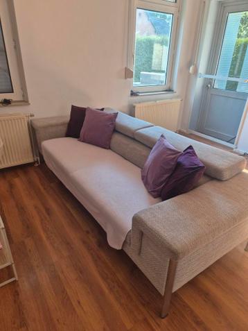 3-zits bank met brede armleuningen en verstelbare hoofdsteun