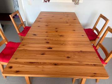 Grenen ikea eettafel. Met tussenstuk.