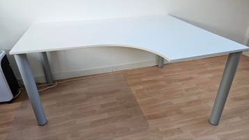 Groot, stevig hoekbureau - Ideaal voor thuiskantoor