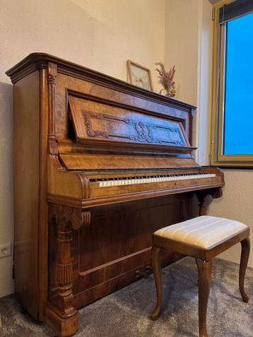 Antieke piano - Prachtig decoratief meubelstuk