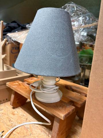 Set van 2 kleine tafellampjes met stoffen kap