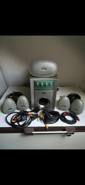 Surroundset met subwoofer en 5 speakers