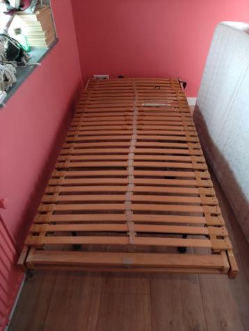 Elektrisch verstelbare eenpersoons bedbodem