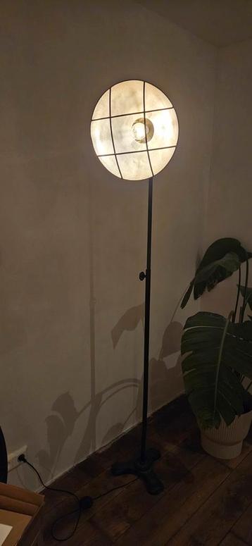 Industriële Vloerlamp met Roosterkap - Zwart Metaal