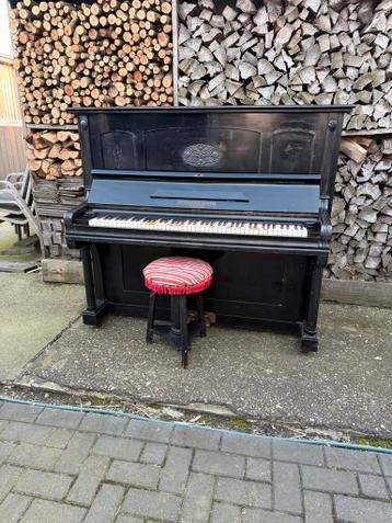 Gratis af te halen: Piano Gerhard Adam Wesel